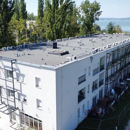 Gyoengybagoly Apartman Balatonberény Exterior photo