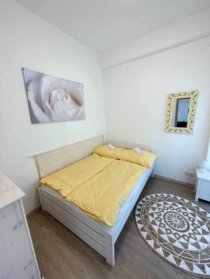 Gyoengybagoly Apartman Balatonberény Exterior photo